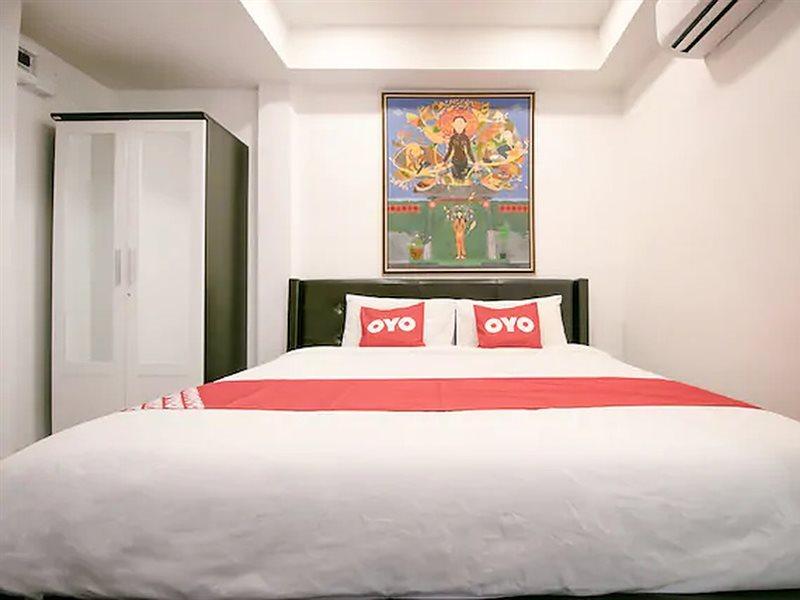 Oyo 568 Art Hotel Hua Lamphong Бангкок Экстерьер фото